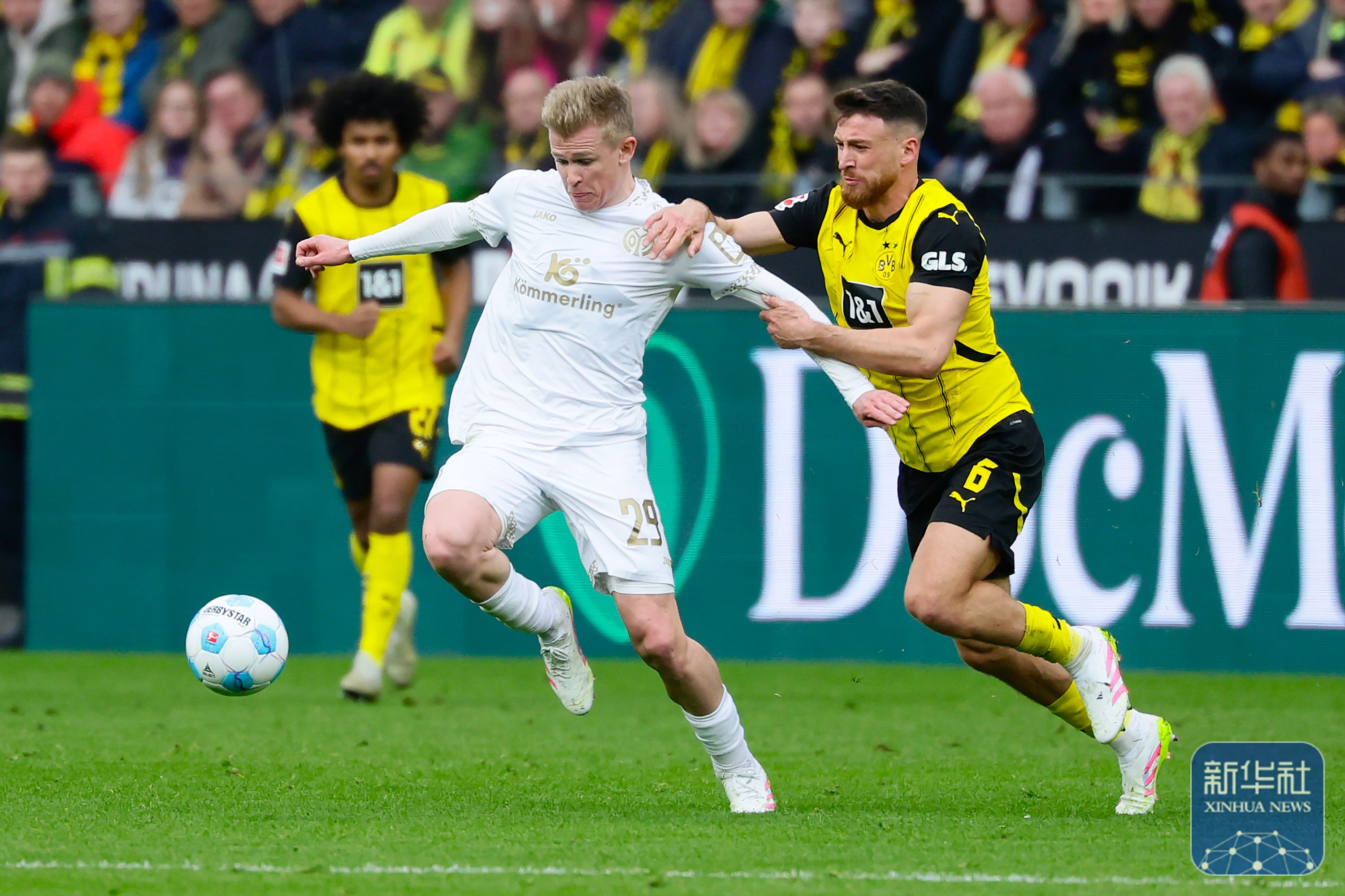 关于美因茨面临关键比赛,球员备战如履薄冰的信息 关于美因茨面临关键比赛,球员备战如履薄冰的信息