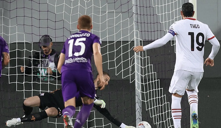 aoa体育馆-曼联客战AC米兰告负,无缘淘汰赛的简单介绍