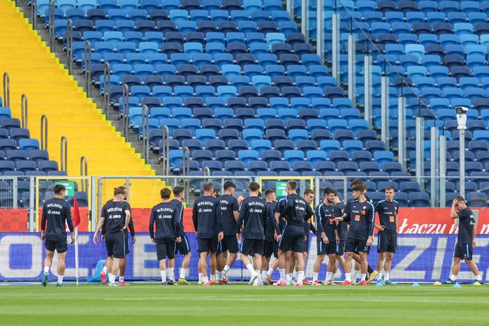 aoa体育娱乐-关于摩尔多瓦队表现抢眼,稳步前进欧锦赛路,的信息