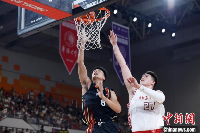 aoa体育新闻-包含北京队爆发神级表现,全国篮球锦标赛被彻底压制,破门的词条