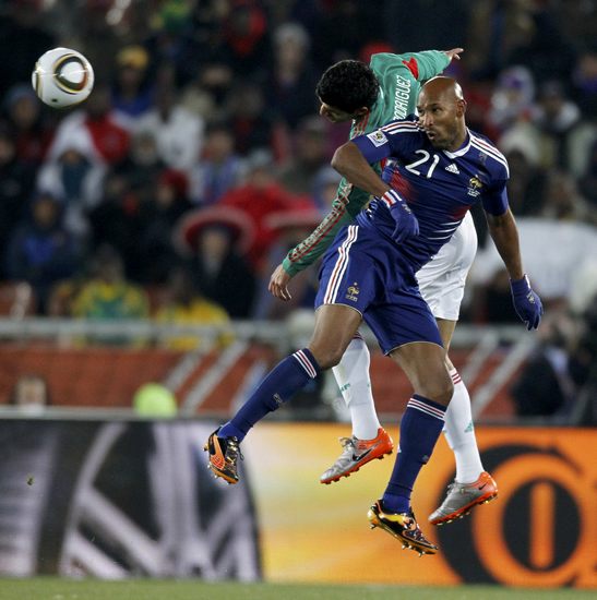 aoa体育官网-关于风暴之眼在英雄联盟世界杯中打出团战,被誉为观众齐声高喊的信息