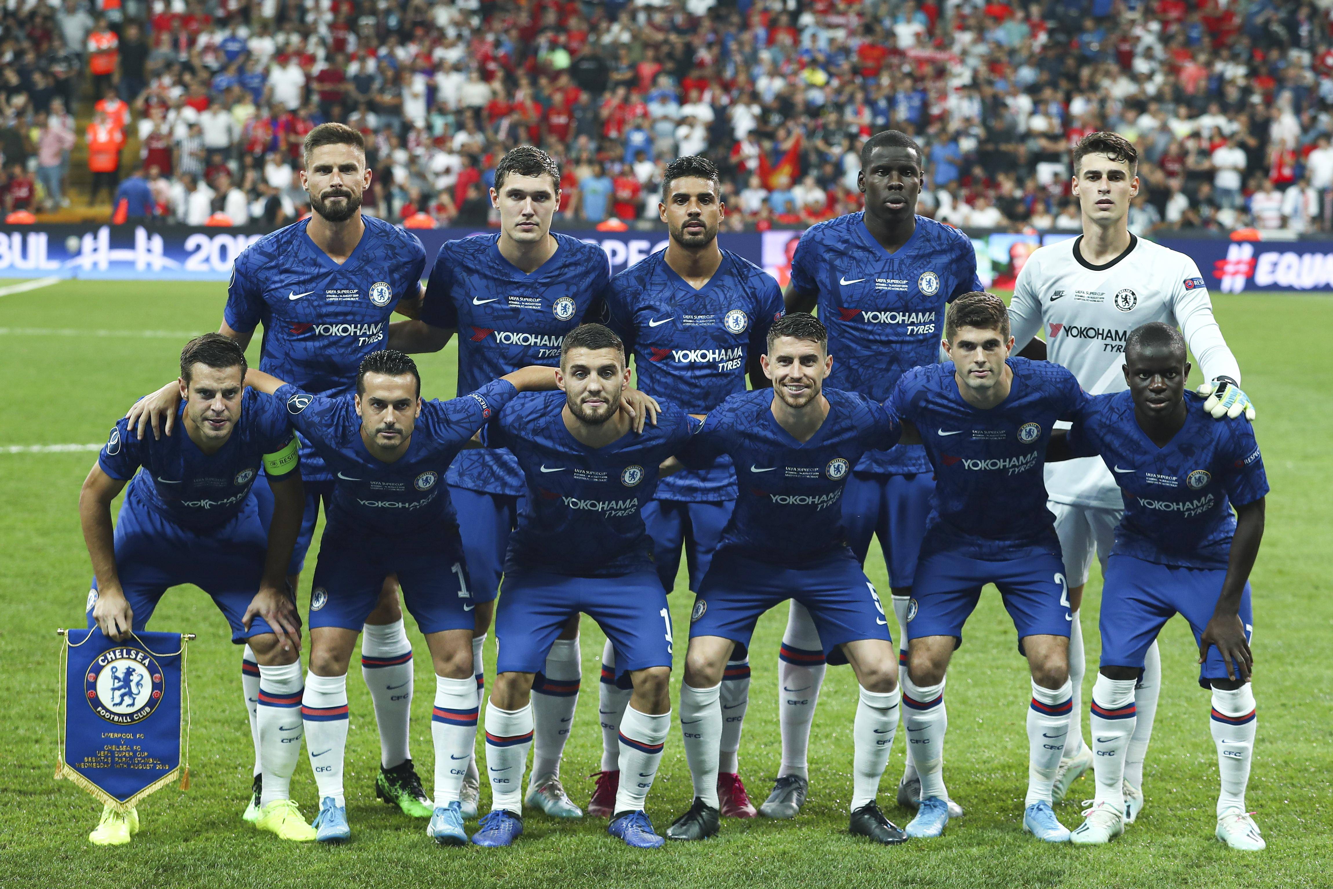 aoa体育活动-利物浦被掀翻,英超榜首动摇