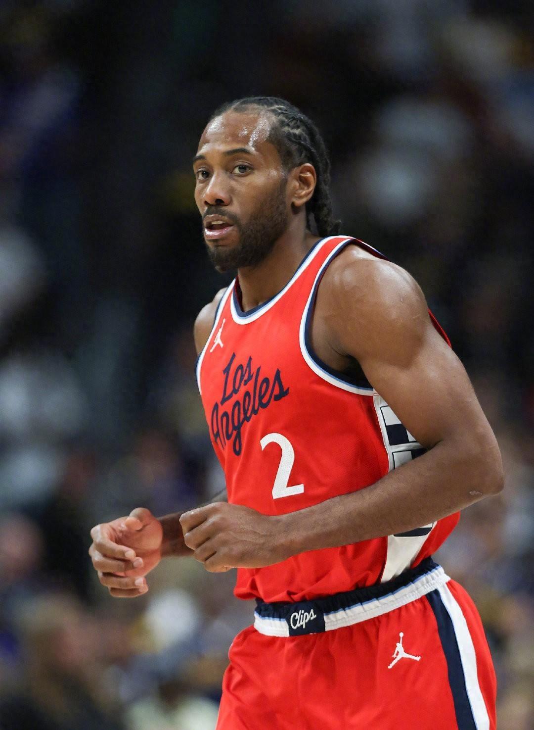 快船大胜爵士,莱昂纳德连续砍30+ 快船大胜爵士,莱昂纳德连续砍30+