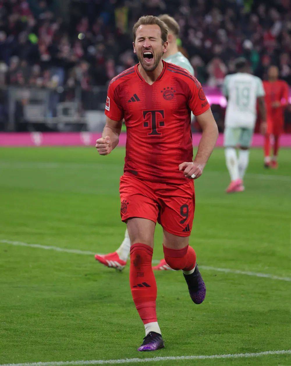 拜仁慕尼黑神奇逆转，提前三轮锁定德甲冠军