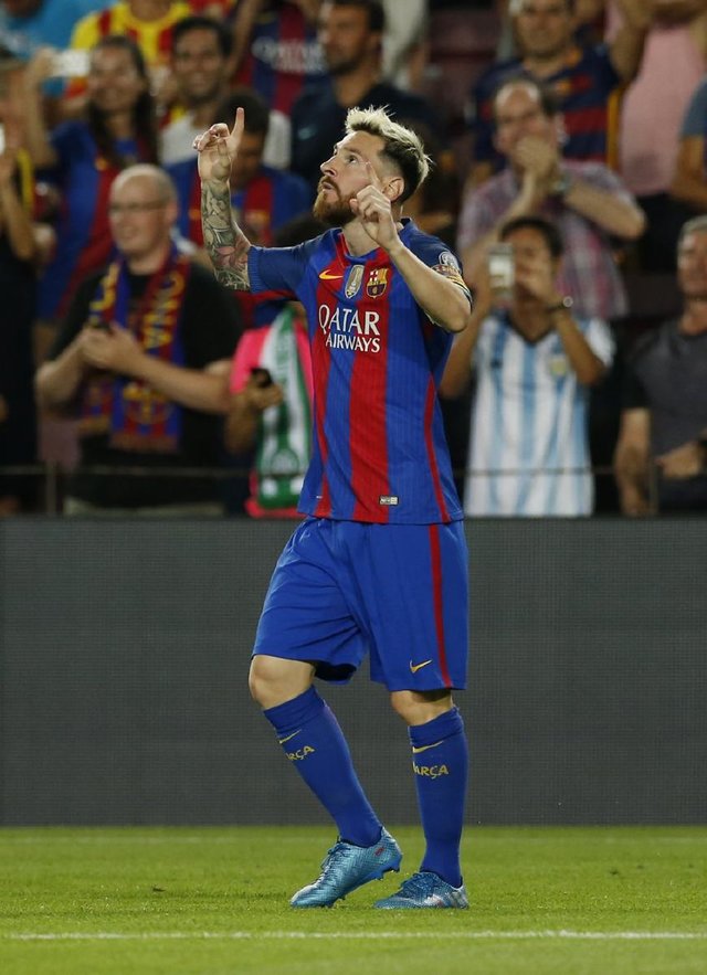 尼斯中锋射术精湛,连续两轮破门得分 尼斯中锋射术精湛,连续两轮破门得分