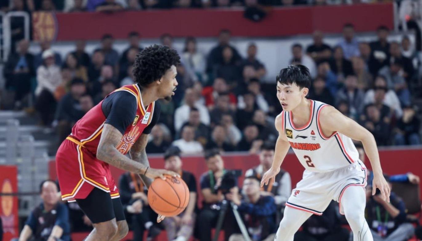 aoa体育视频-陕西男篮大胜广东，士气高昂