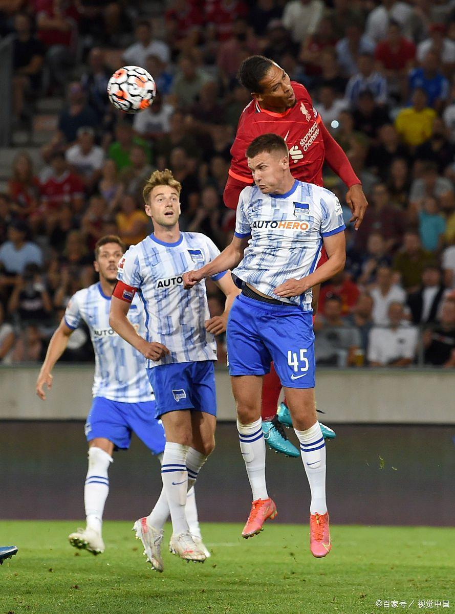 沙尔克遭遇连败,陷入降级区危机 沙尔克遭遇连败,陷入降级区危机