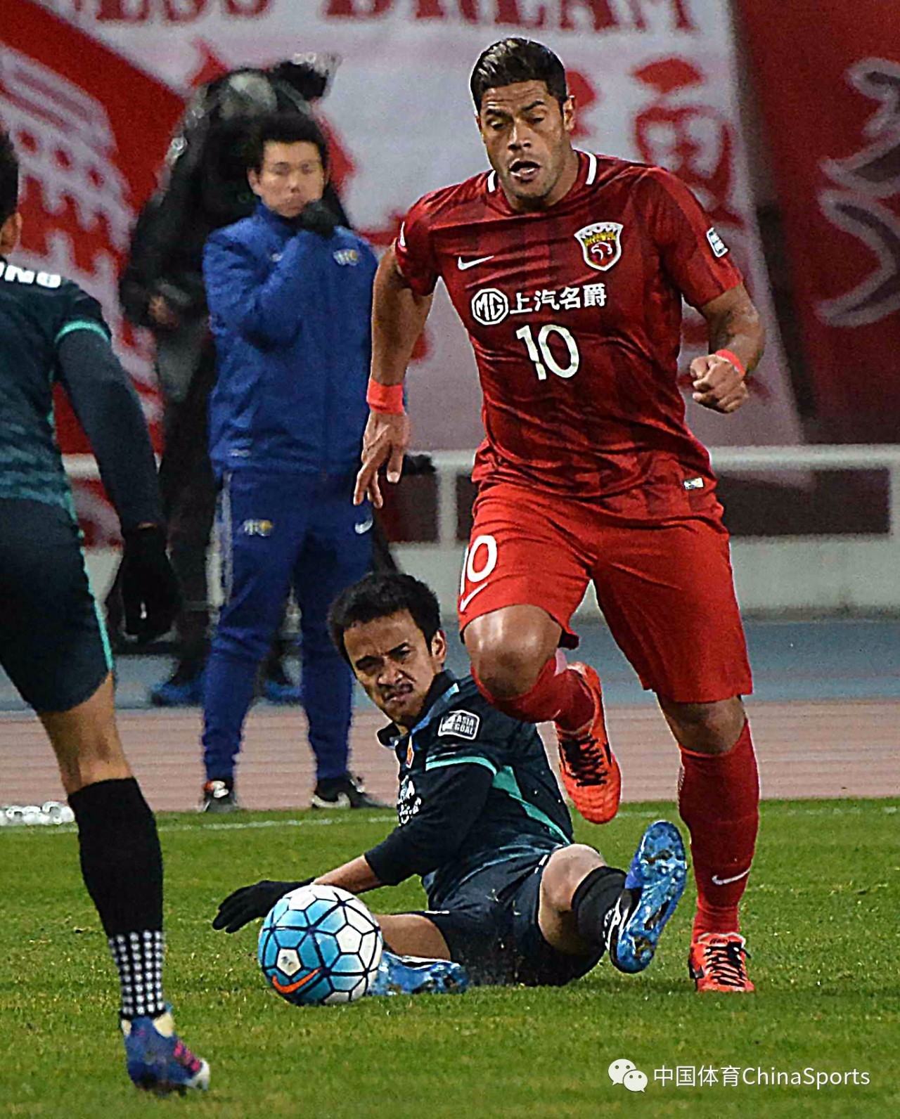 格勒诺布尔轻取对手出线，进军半决赛