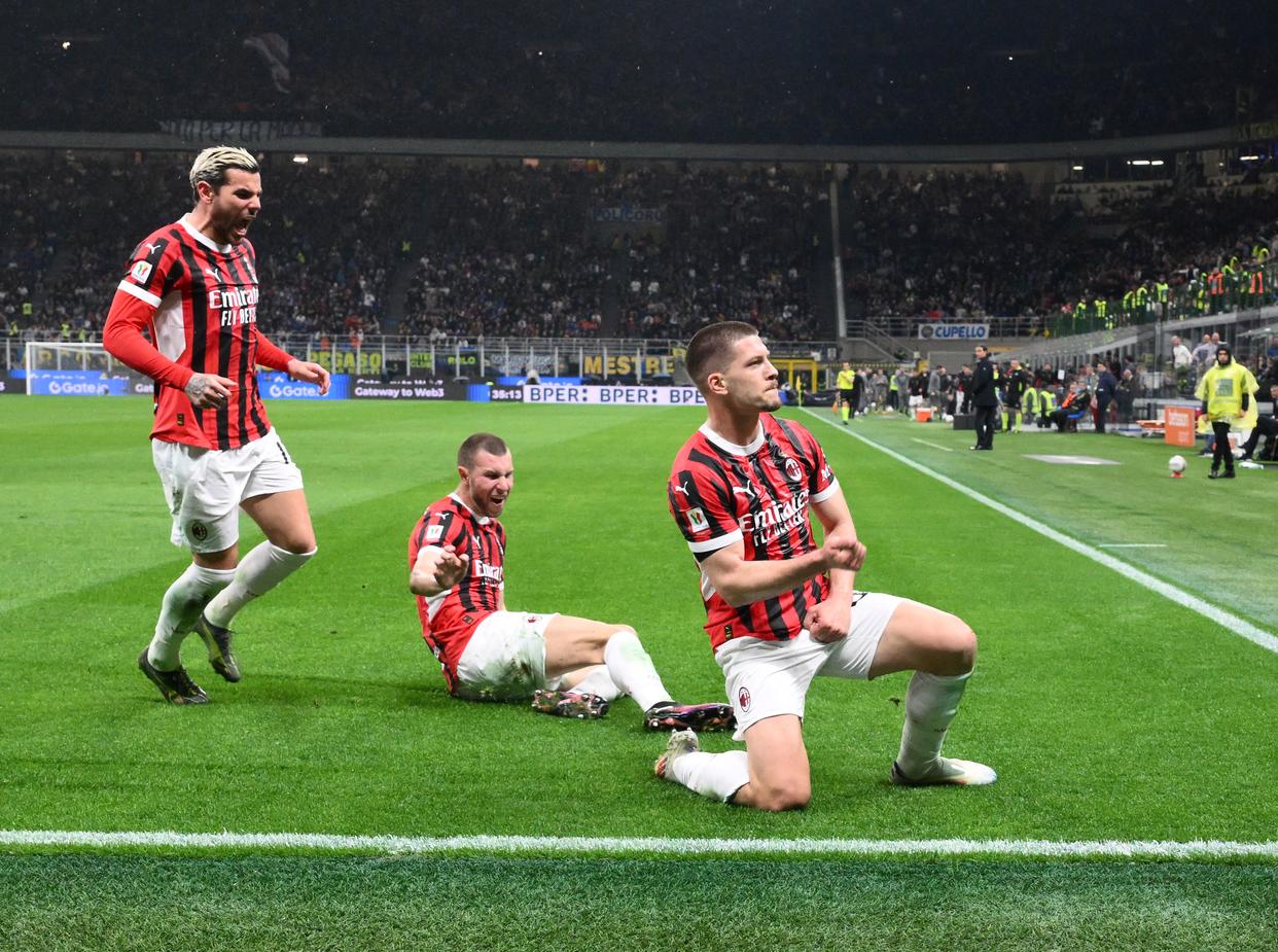 意大利足球聚焦球队风采,传奇故事不绝的简单介绍 意大利足球聚焦球队风采,传奇故事不绝的简单介绍