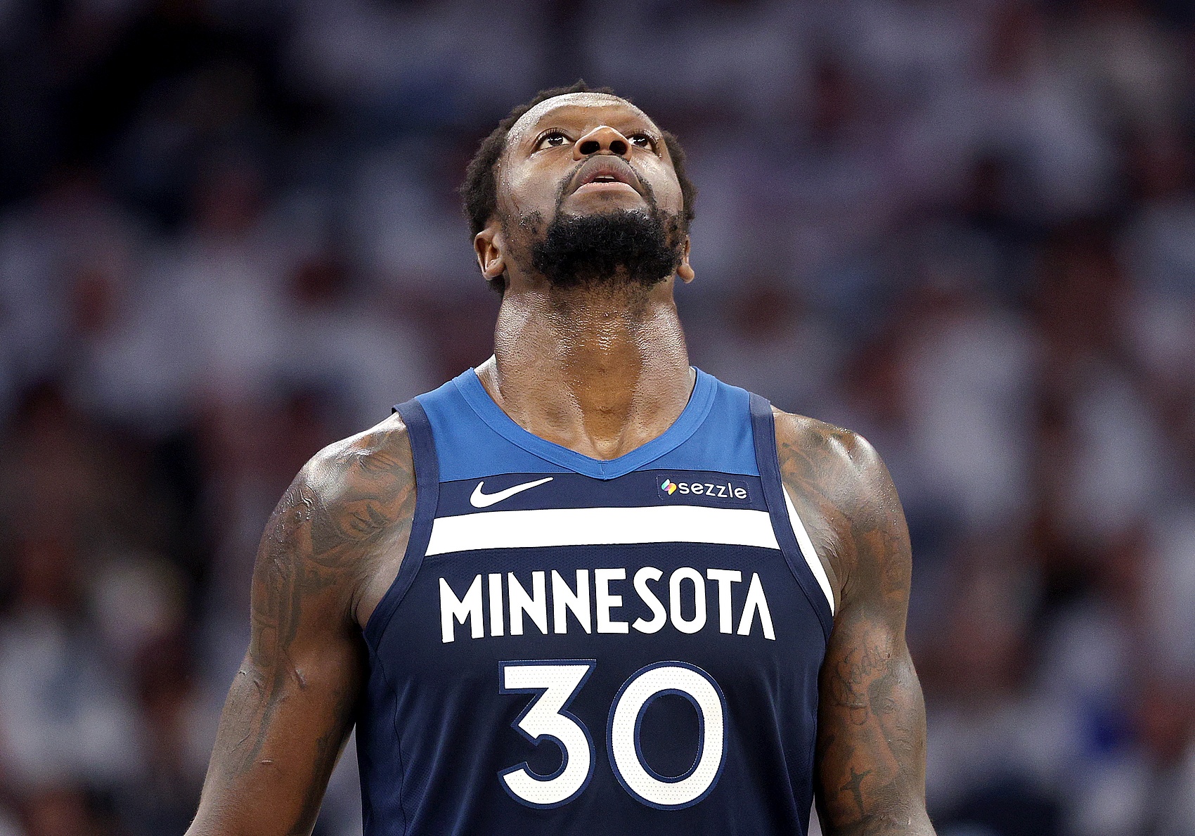 尼克斯主场失利：兰德尔全场+未能帮助球队取胜的简单介绍