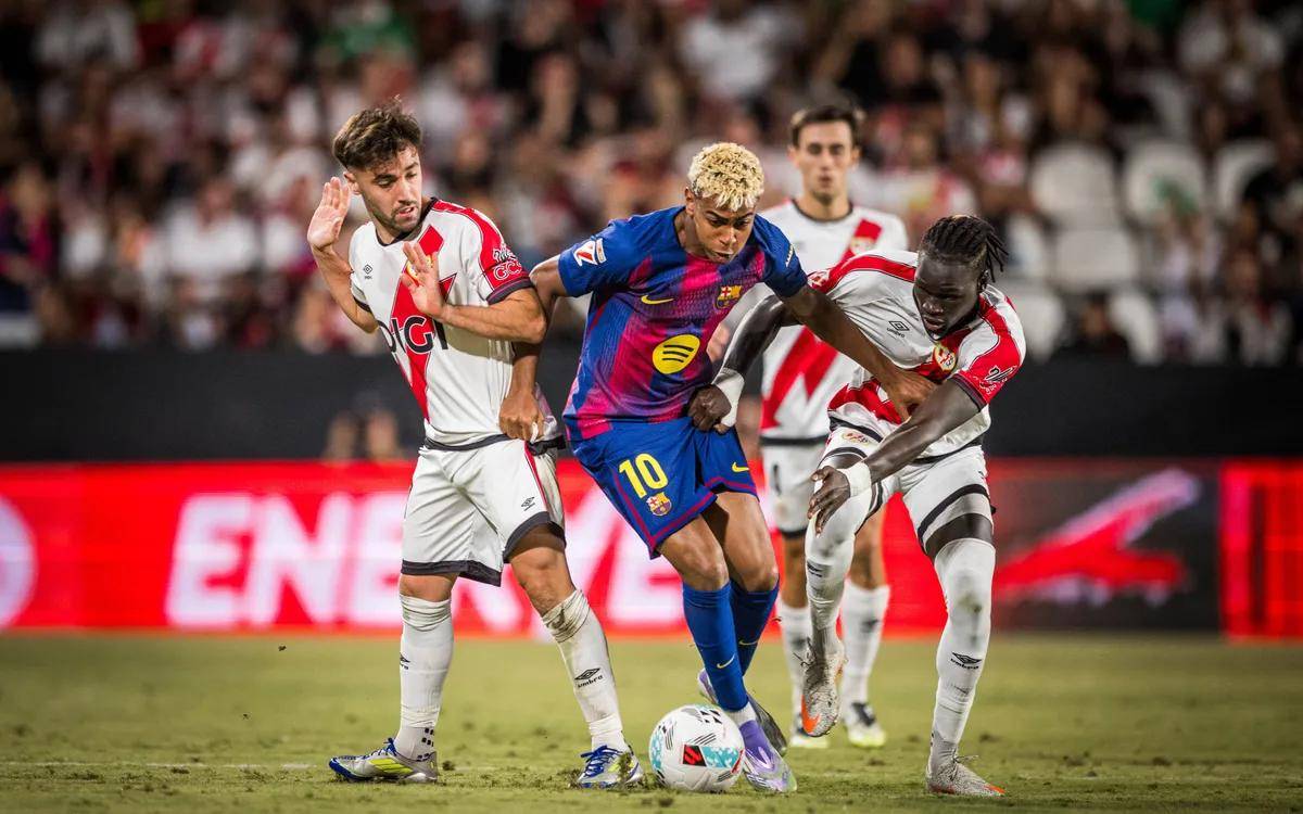 关于巴塞罗那签约新后卫,强化球队防线实力的信息 关于巴塞罗那签约新后卫,强化球队防线实力的信息