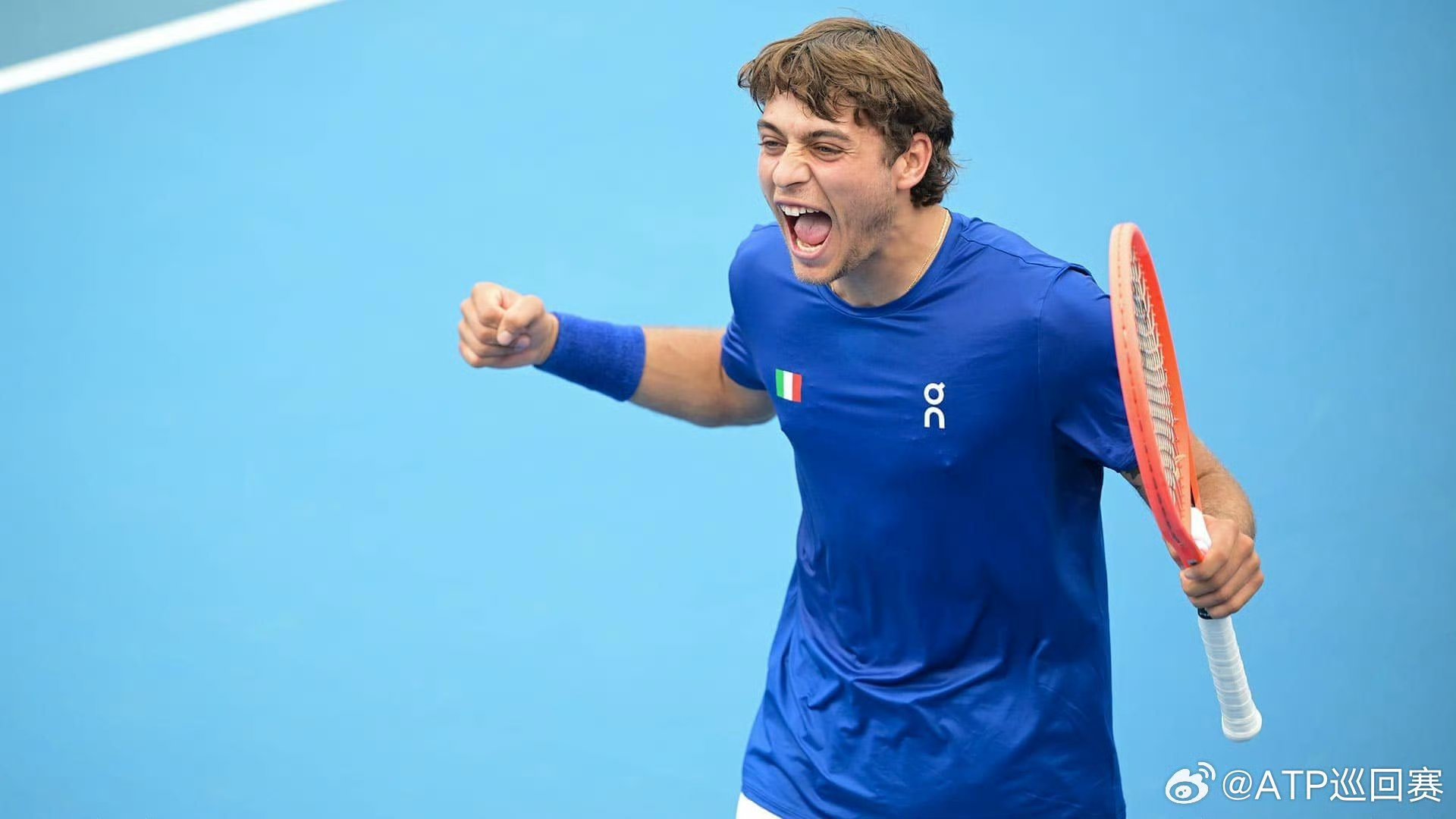 捷克队出色表现，成功晋级四强