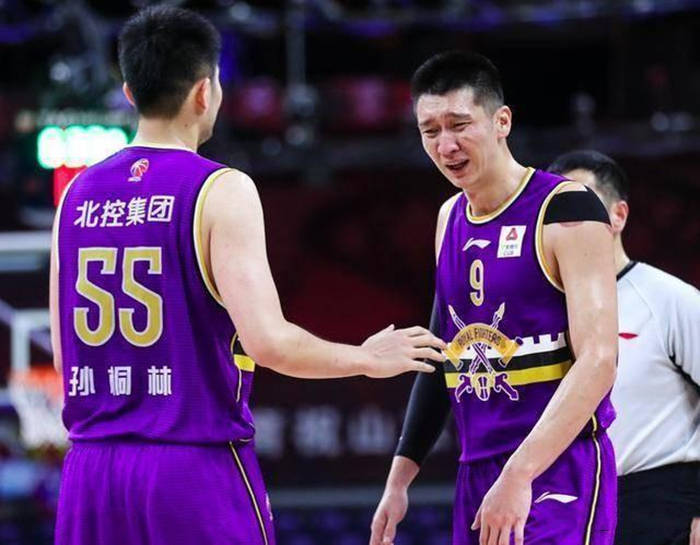aoa体育官网-云南男篮迎来胜利,提升士气争夺季后赛资格