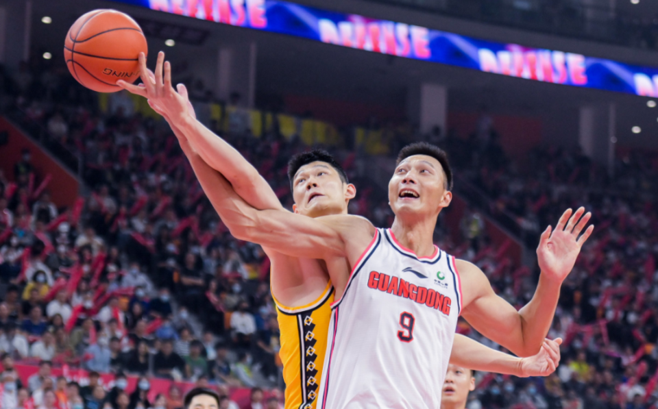 云南男篮迎来胜利,提升士气争夺季后赛资格 云南男篮迎来胜利,提升士气争夺季后赛资格