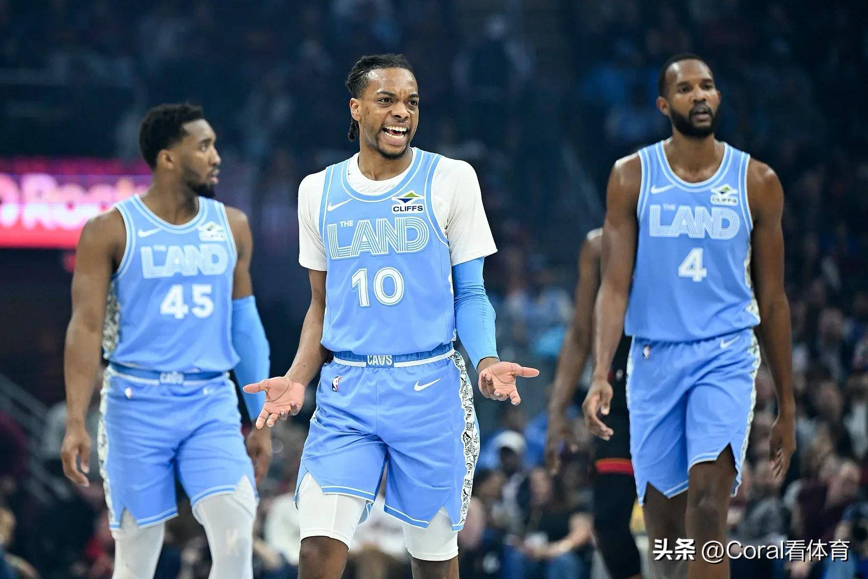 球队实力对比悬殊，胜负之争更加激烈