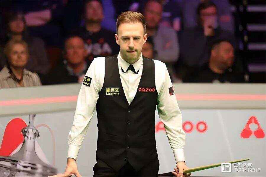 包含尼斯客场告捷，稳住领先位置的词条