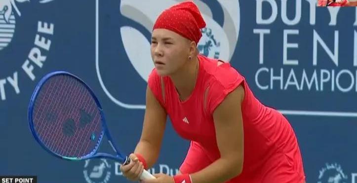 捷克选手迎来好转,晋级决赛 捷克选手迎来好转,晋级决赛